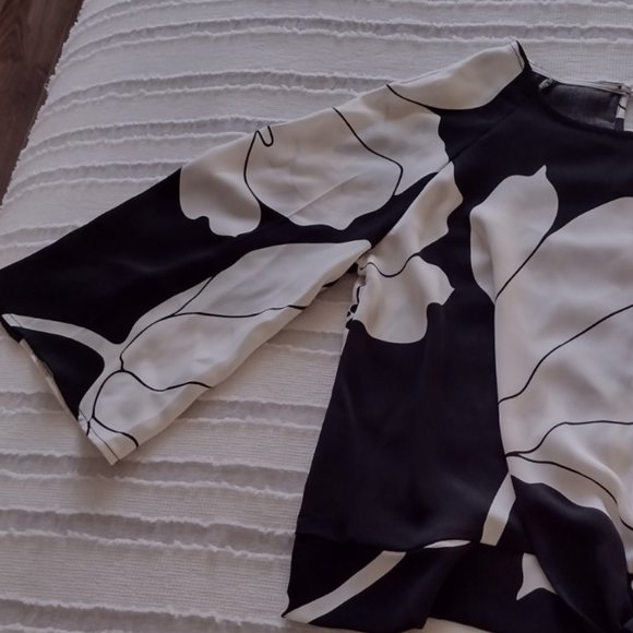 Liz Claiborne Top - Picture 7 of 8